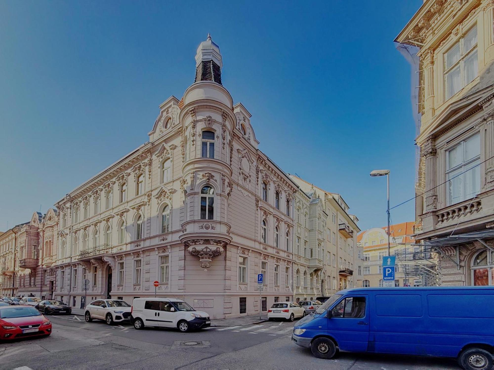 Beautiful Condo At The Old Town Братислава Екстер'єр фото